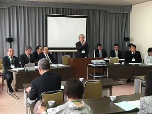 総会の様子